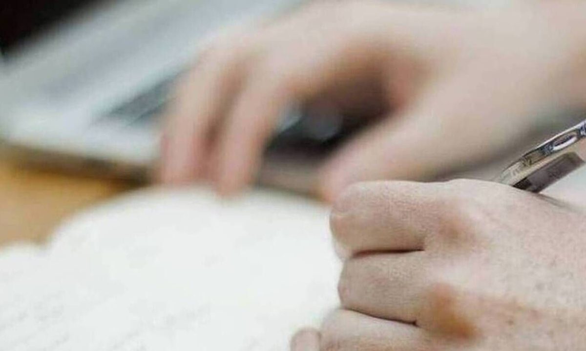 Τηλεργασία: Ποιοι υπάλληλοι σε δημόσιο και ιδιωτικό τομέα θα εργάζονται από το σπίτι έως 31/08