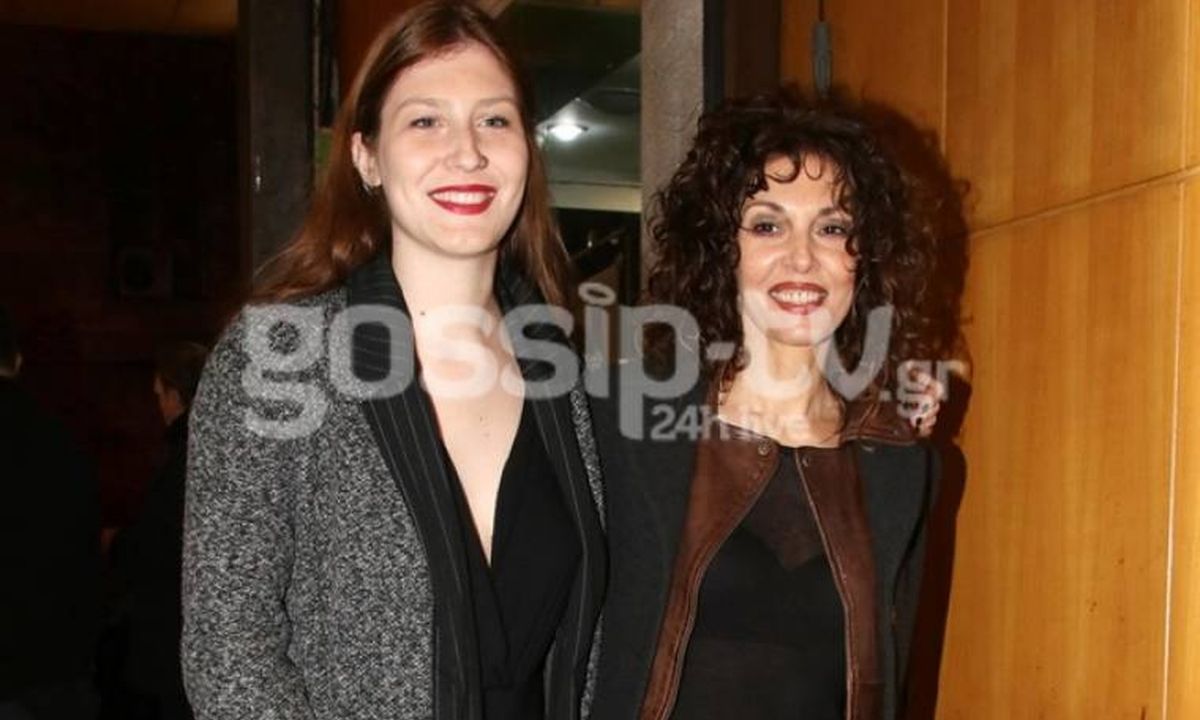 Παπαδήμα-Μποσταντζόγλου:Έχεις δει την κόρη τους; Πανέμορφη και ίδια η μαμά της