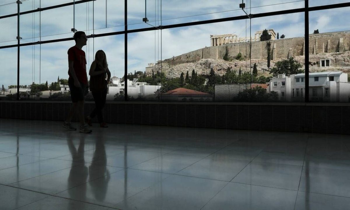 Κορονοϊός: Στον προθάλαμο του lockdown η Αττική – Τα νέα μέτρα που ισχύουν από Δευτέρα