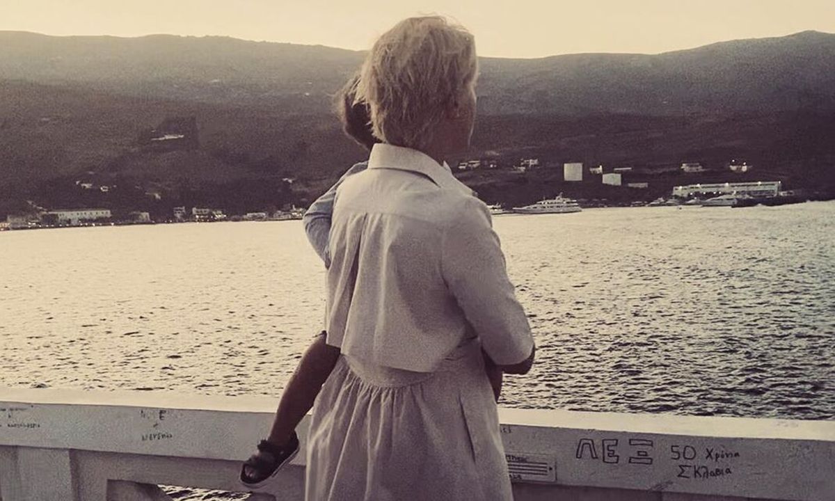 Σία Κοσιώνη: Ο γιος της έγινε τριών κι αυτές είναι viral φωτό του μικρού Δήμου