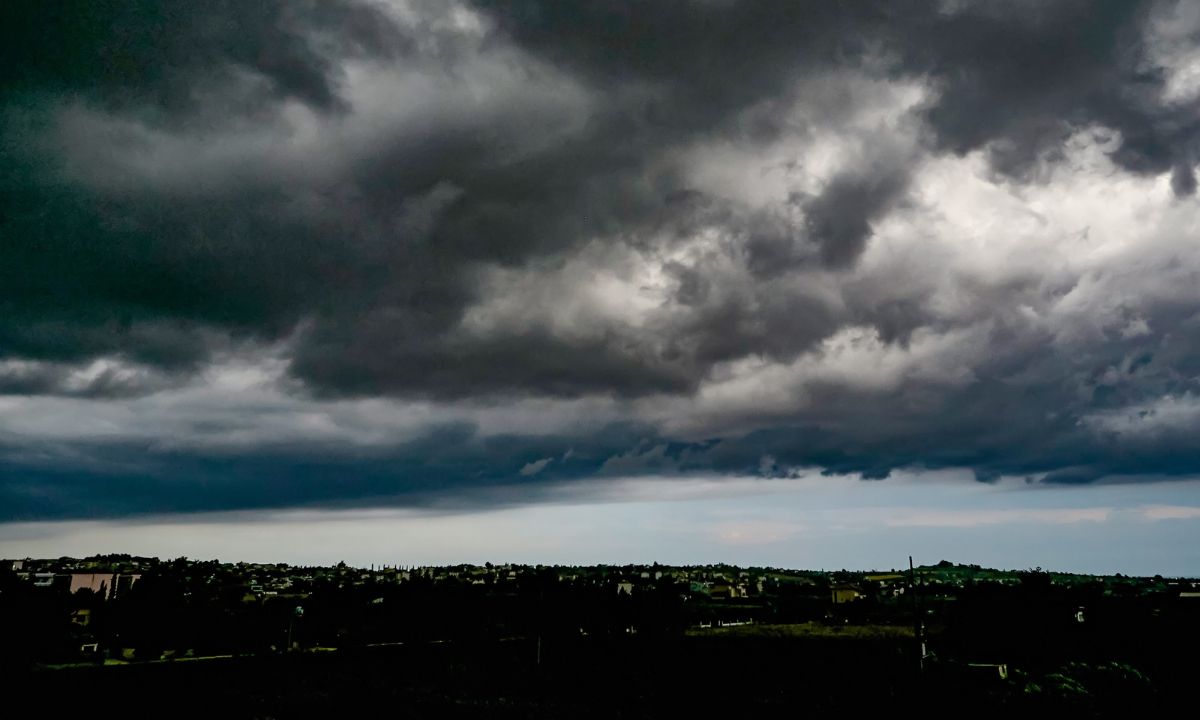 Έκτακτο δελτίο επικίνδυνων καιρικών φαινομένων: Ισχυρές βροχές και καταιγίδες - Πού θα χτυπήσουν