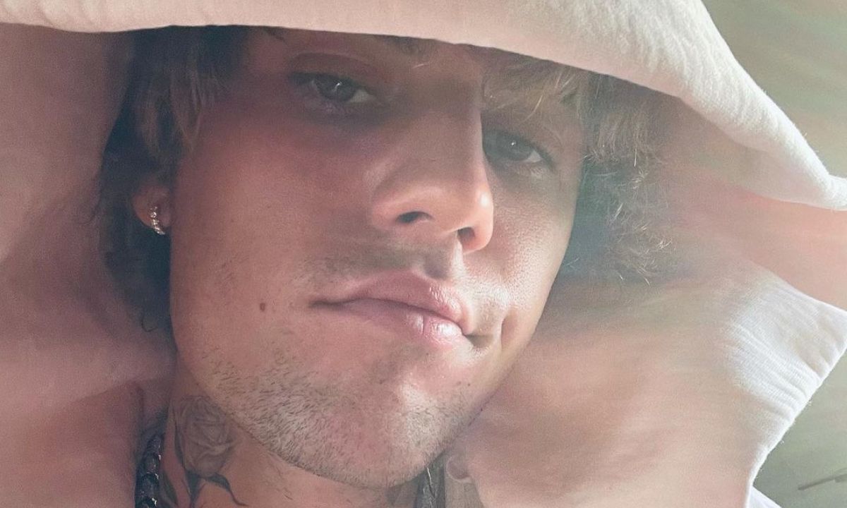 O Justin Bieber σού ζητάει να τον προσέξεις