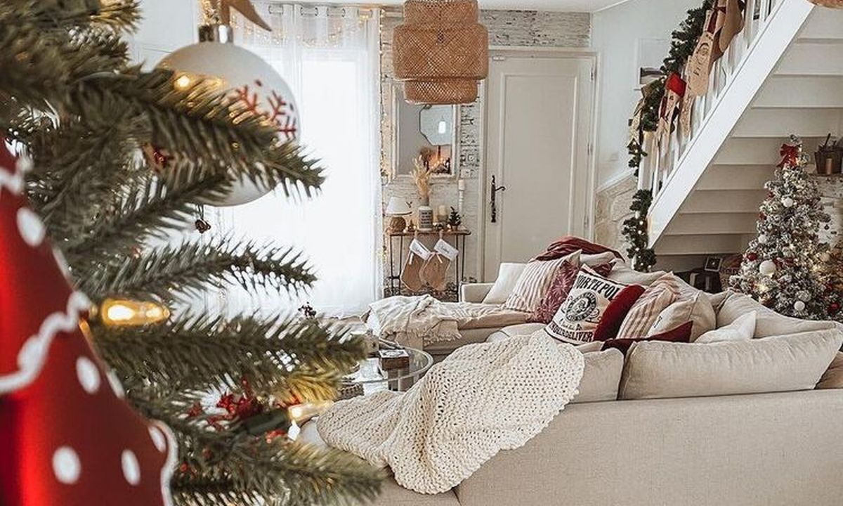 8 ιδέες για να διακοσμήσεις το σαλόνι σου με χριστουγεννιάτικη διάθεση
