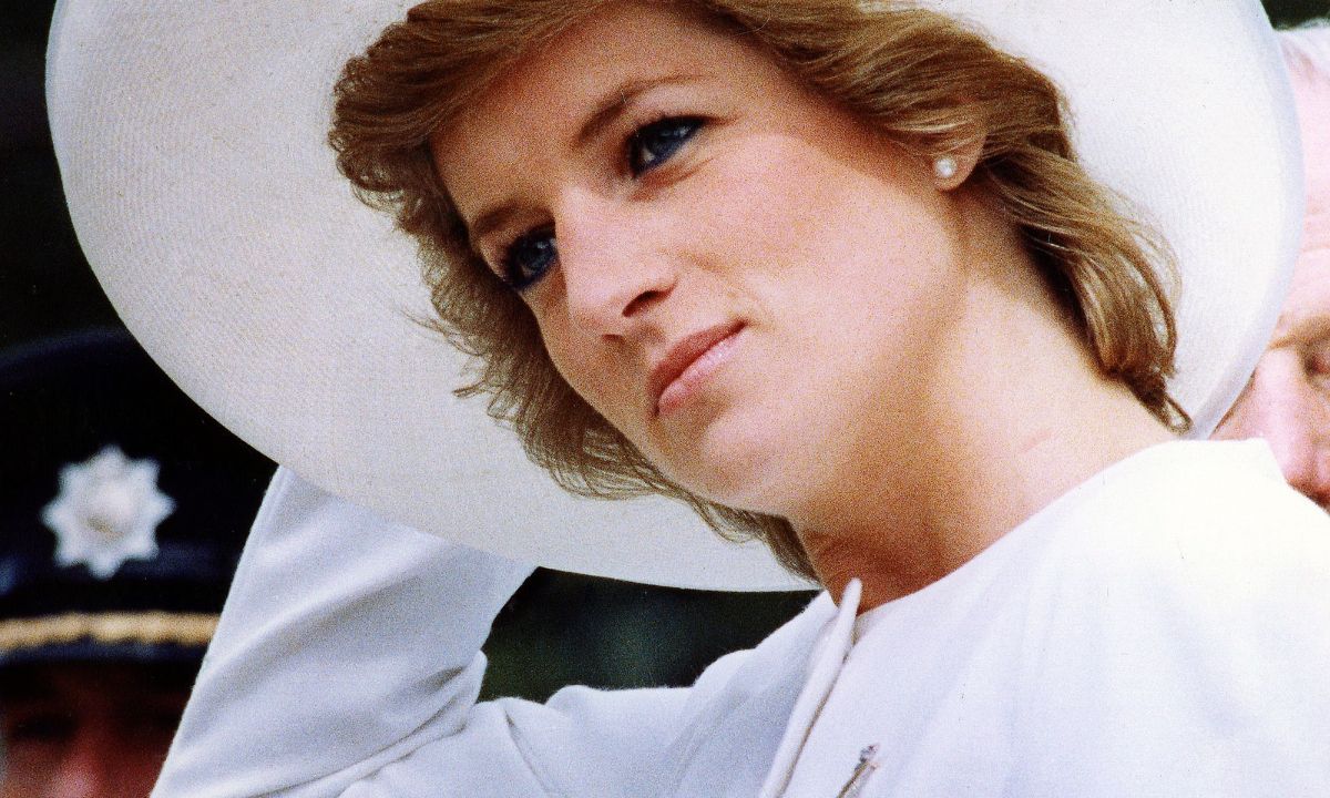 Η γυναίκα που έκανε τον κόσμο να βλέπει τους ασθενείς με AIDS μέσα από τα δικά της μάτια