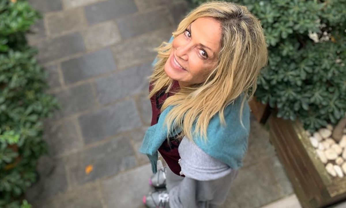 Η Σοφία Καρβέλα μοιάζει πολύ με τη μαμά της, Άννα Βίσση: Δες την photo