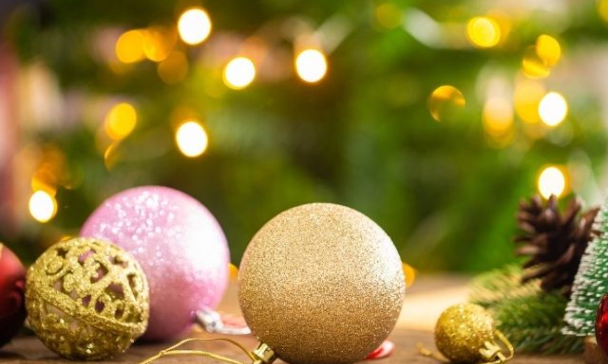 Ξέρουμε ποιο είναι το πρώτο στολίδι που έβαλες στο δέντρο σου από το ζώδιό σου!