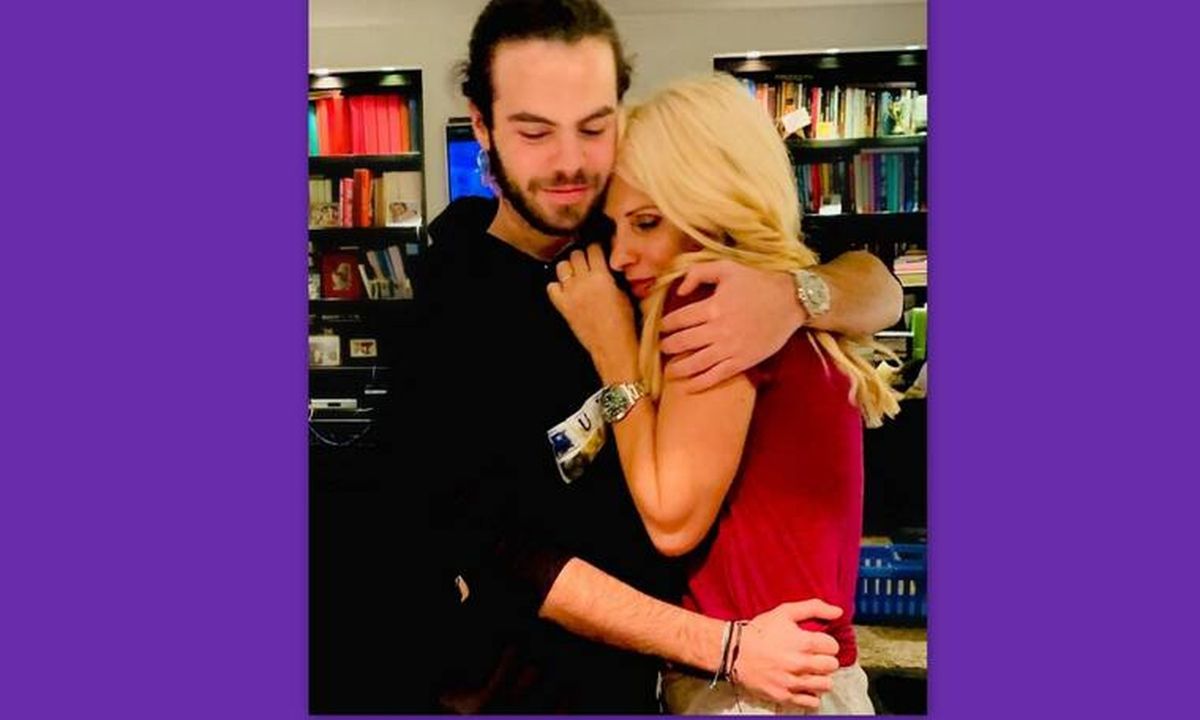 Άγγελος Λάτσιος: Δεν υπάρχει η νέα του φώτο - Δείτε τον με διαφορετικό look