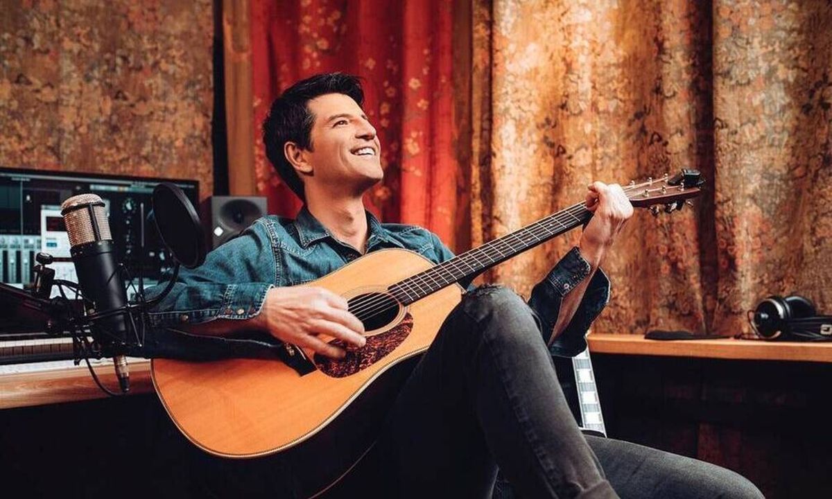 Σάκης Ρουβάς: Απίστευτη φωτό από την κουζίνα του σπιτιού του κι ένα τραπέζι γεμάτο με…