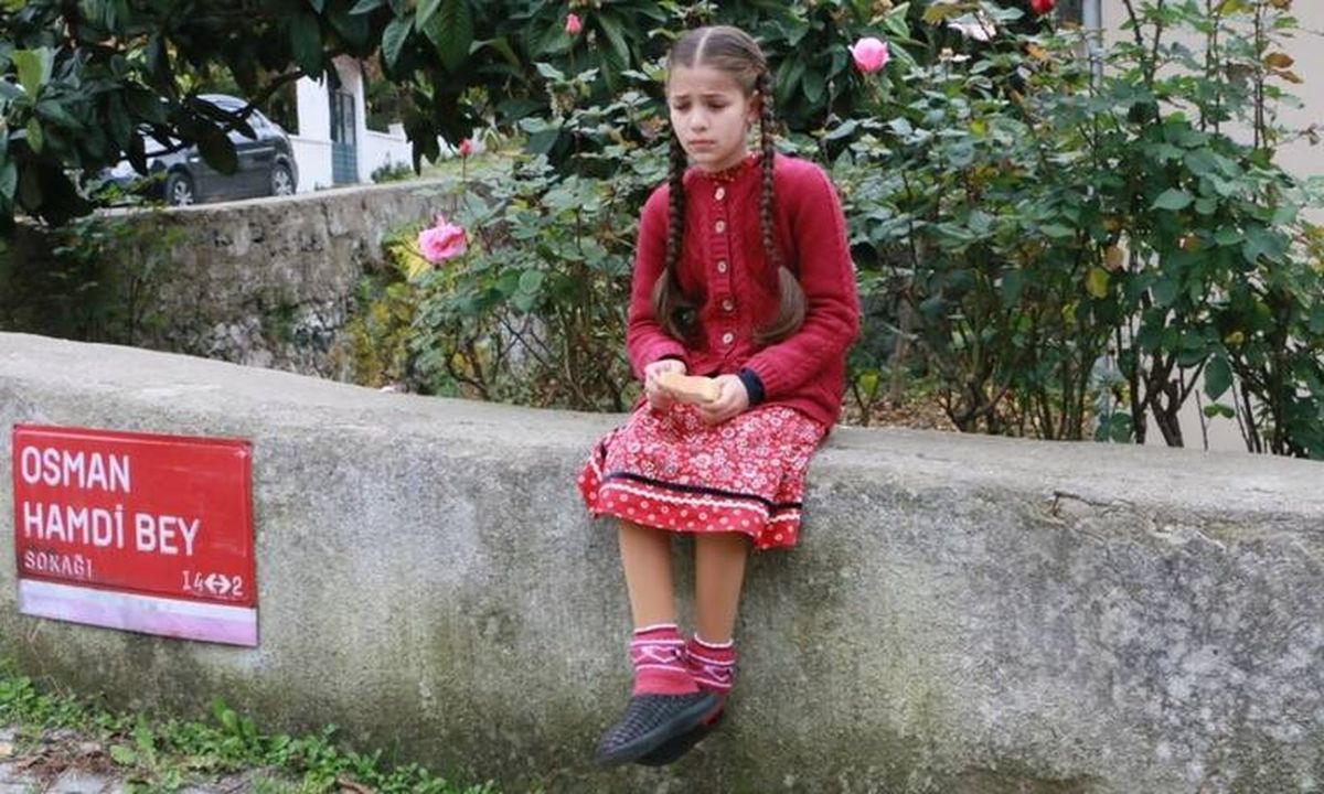 Elif: Η Ελίφ μεγάλωσε και άλλαξε στυλ - Δες την εντυπωσιακή αλλαγή της!