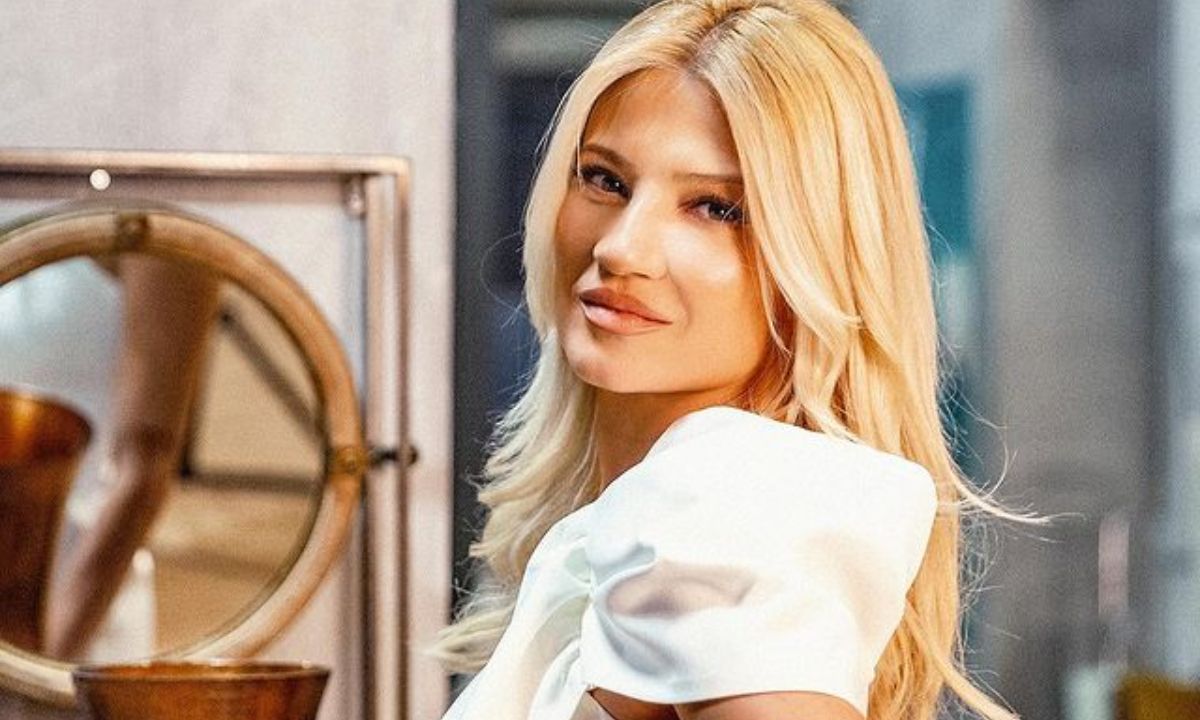 Η Φαίη Σκορδά μόλις έκανε την πιο hot αλλαγή στα μαλλιά της