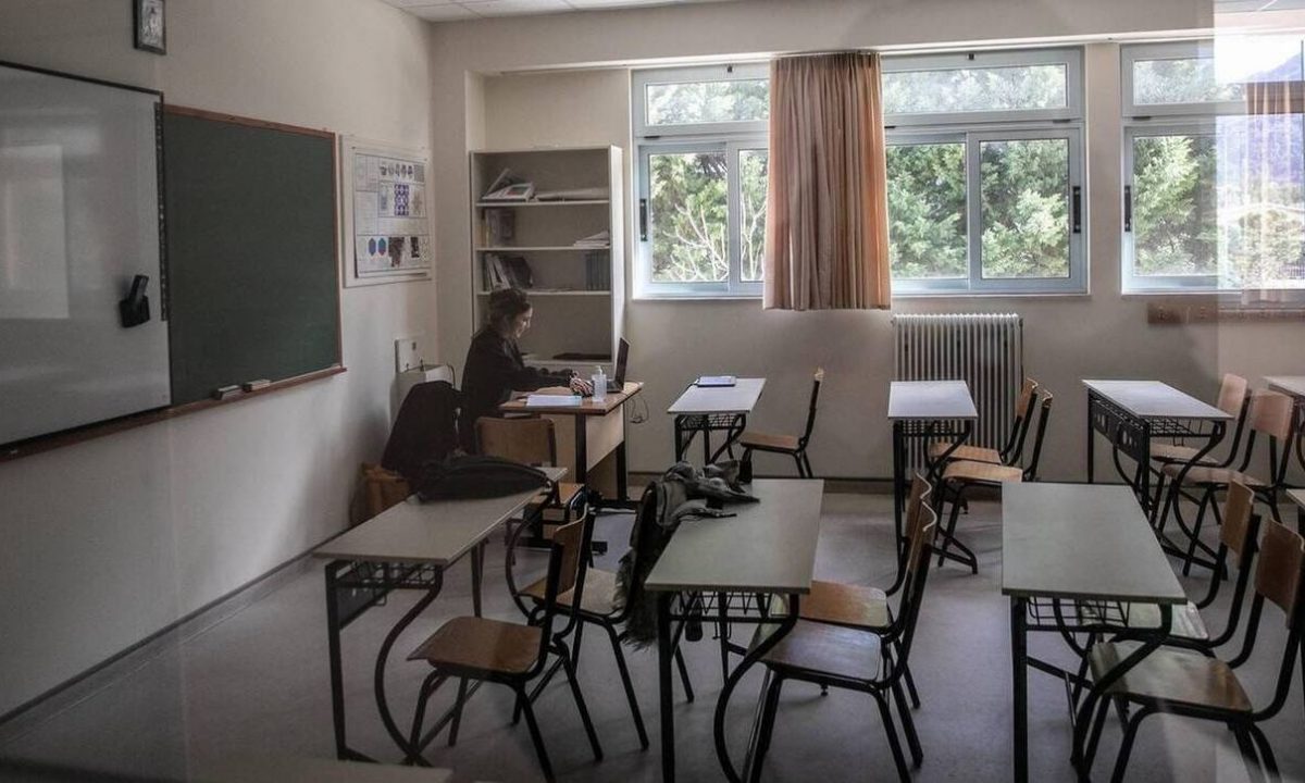 Γώγος: Τι θα κρίνει το άνοιγμα γυμνασίων και λυκείων - Μας ανησυχεί η Αττική