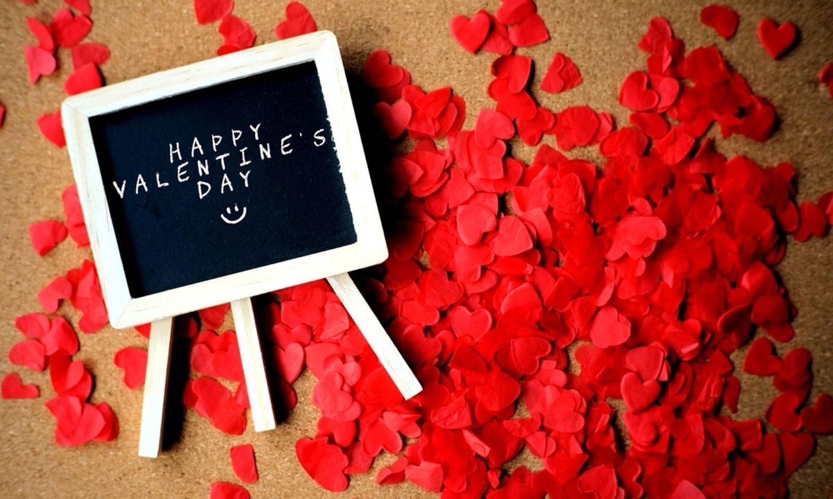 Άγιος Βαλεντίνος:  Επώνυμες Ελληνίδες που θα γιορτάσουν τον έρωτα με φουσκωμένη κοιλίτσα