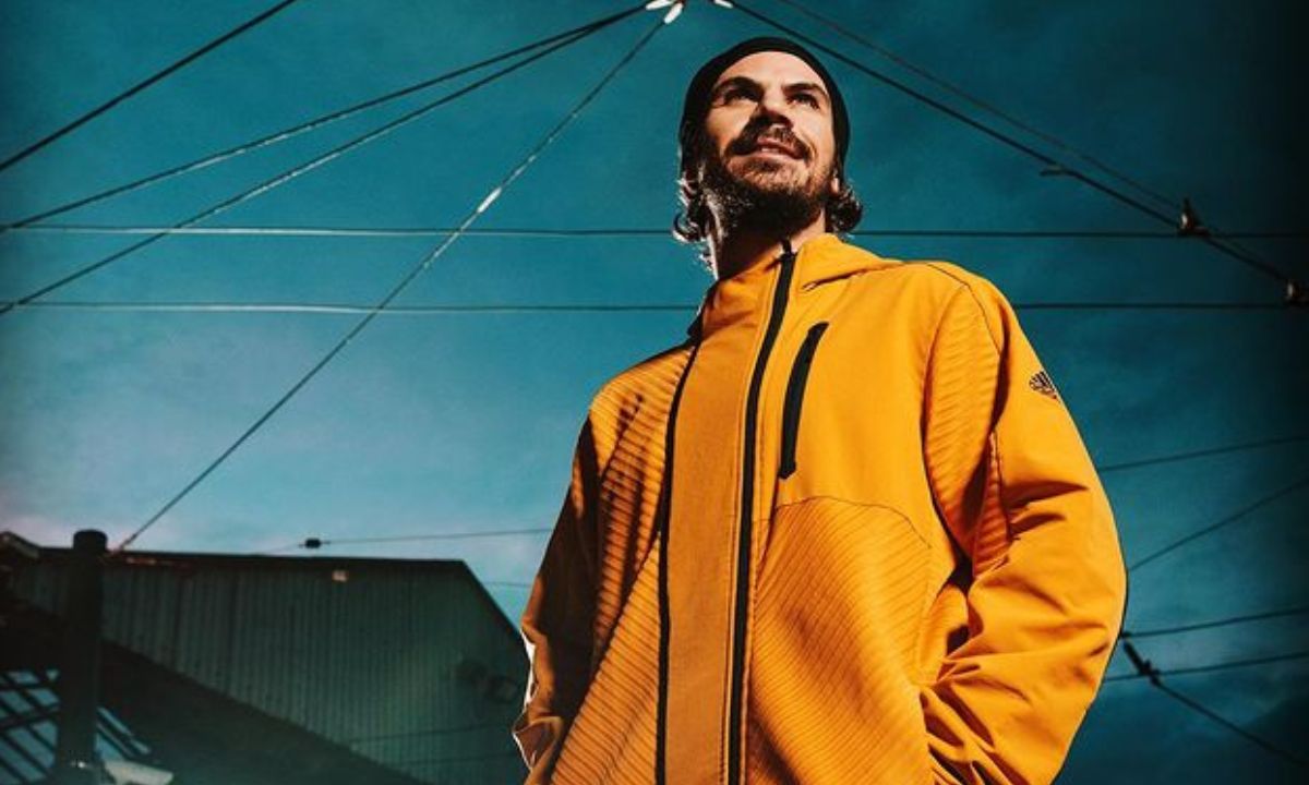 Άκης Πετρετζίκης: Κατεβαίνει για Δήμαρχος και το χιούμορ του δεν παίζεται (photos)