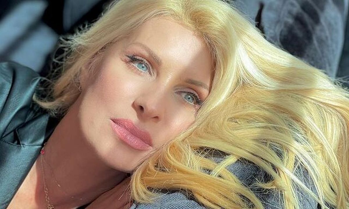 Ελένη Μενεγάκη: Η γωνιά του σπιτιού της στα Μελίσσια που δεν είχαμε δει έως σήμερα!