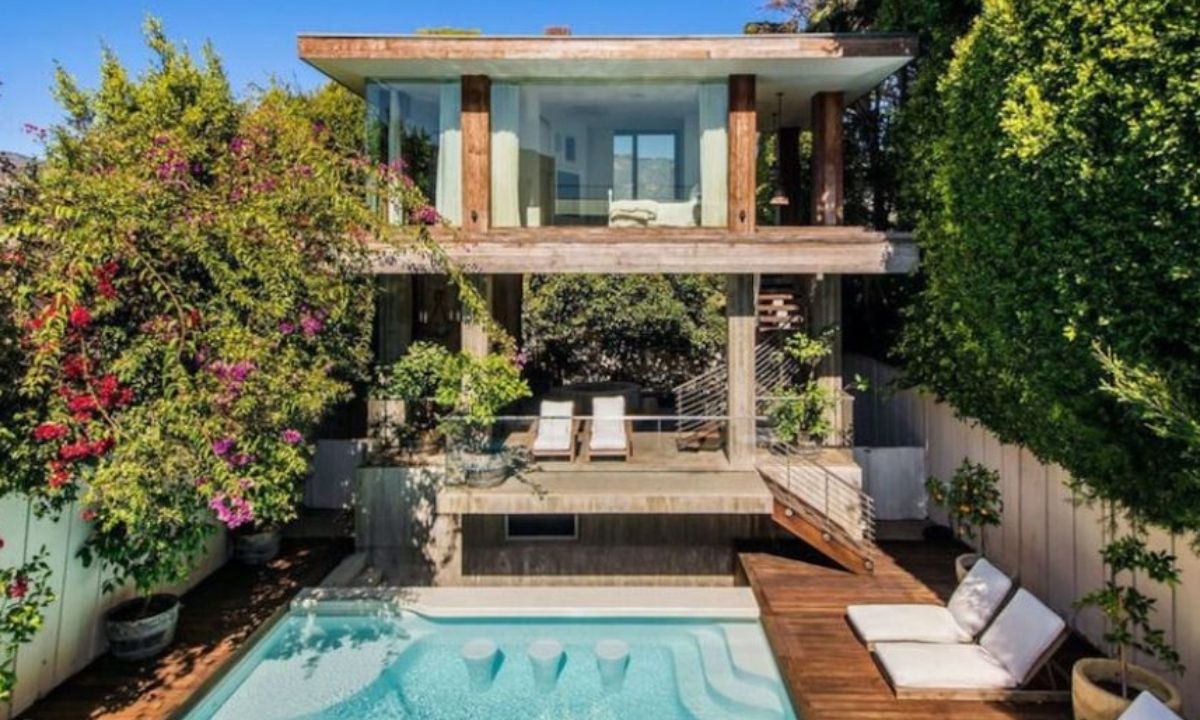 Έχεις δει το σπίτι της Pamela Anderson στο Malibu; Η πολυτέλειά του εντυπωσιάζει