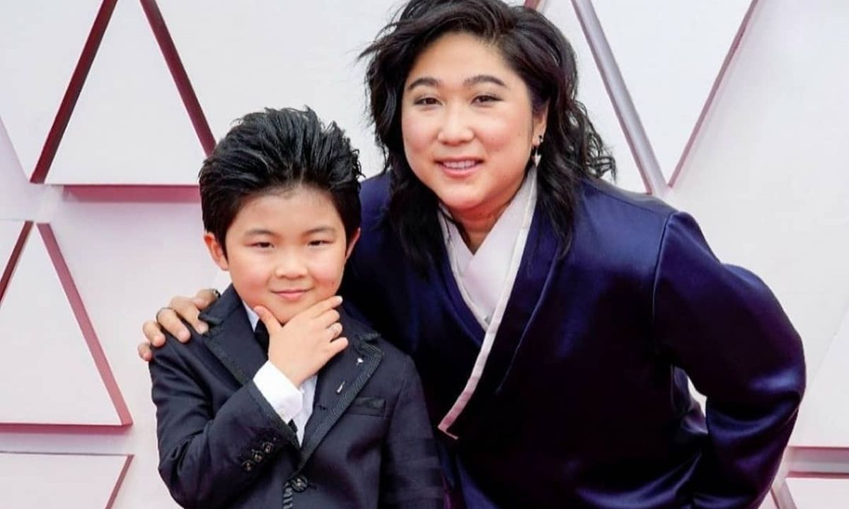 Όσκαρ 2021: Ο μπόμπιρας που έκλεψε τις εντυπώσεις στο κόκκινο χαλί χορεύοντας!