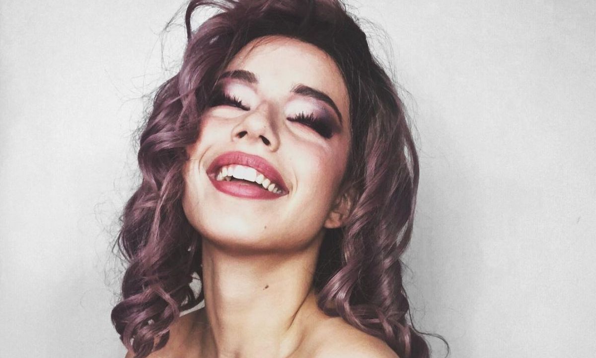 Natasha Kay: 20 φωτογραφίες της που αποθεώθηκαν από το Instagram