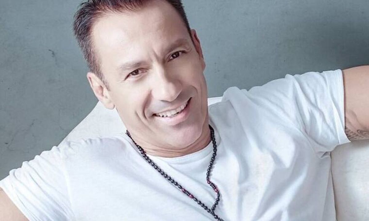 Πέτρος Ίμβριος: Έγινε ξανά πατέρας στα 55 του και δες την πρώτη φωτογράφισή του με το νεογέννητο