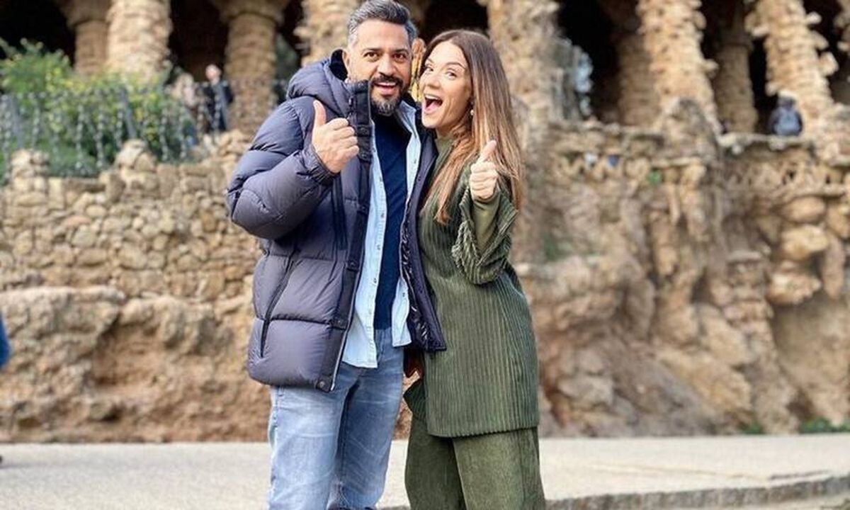 Λασκαράκη – Σουλτάτος: Επέτειος γάμου - Η φώτο μετά το μυστήριο και το επικό σχόλιο του Λευτέρη