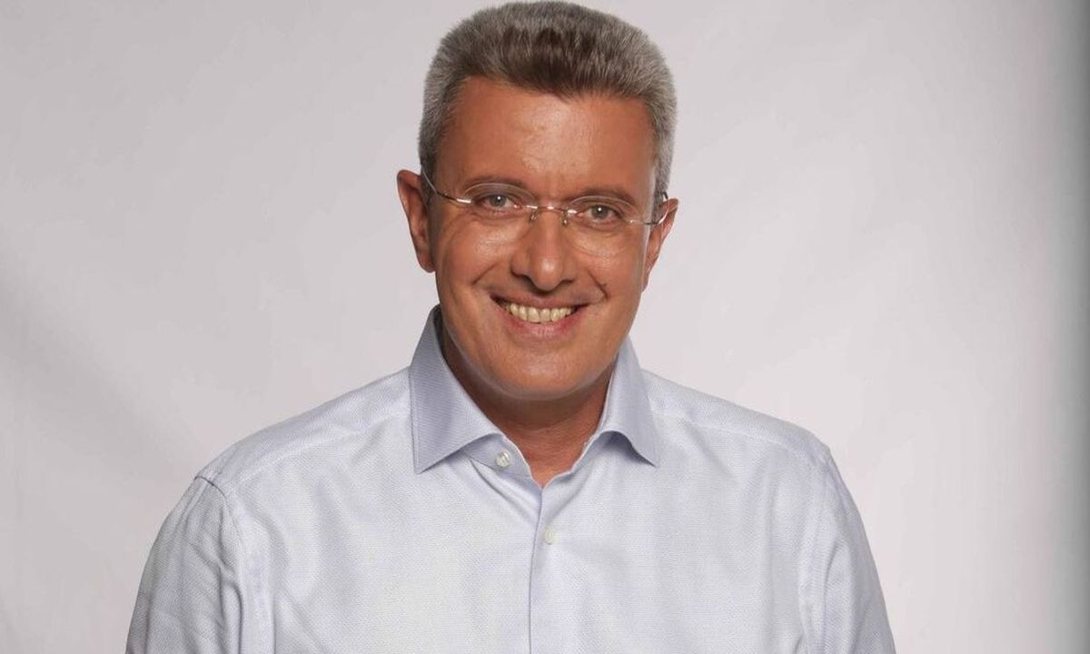 Νίκος Χατζηνικολάου: Η νέα οικογενειακή φωτό που σάρωσε στο Instagram