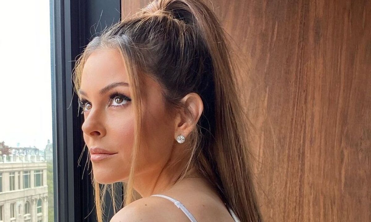 Μαρία Μενούνος: Δύσκολες ώρες για την παρουσιάστρια μετά το θάνατο της μητέρας της