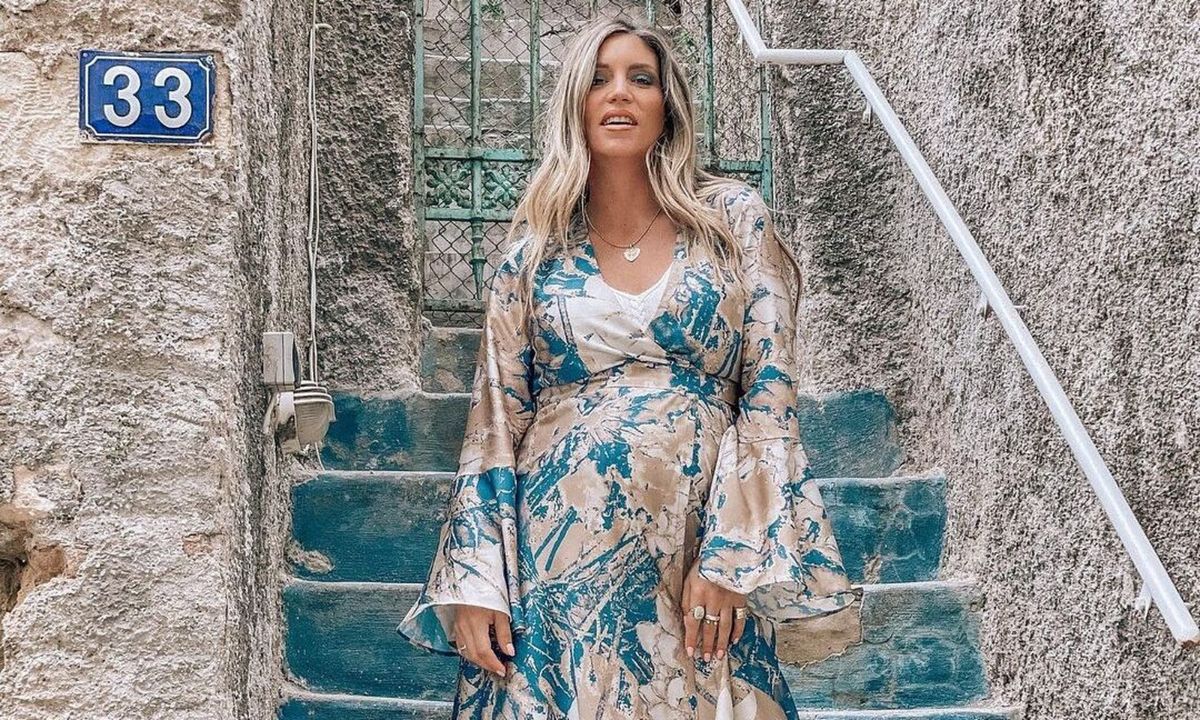 Αθηνά Οικονομάκου: Μπαίνει στον 9ο μήνα εγκυμοσύνης και κάνει την πιο ανατρεπτική φωτογράφιση!