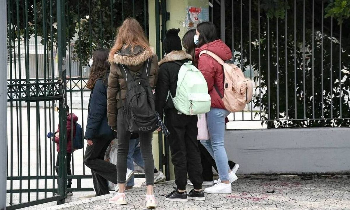 Άνοιγμα σχολείων τη Δευτέρα - Τα μέτρα για την επιστροφή μαθητών γυμνασίων και δημοτικών στα θρανία