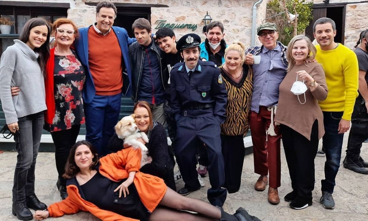 Το Καφέ της Χαράς: Το συγκινητικό φινάλε που έκανε το Twitter να... κλαίει!