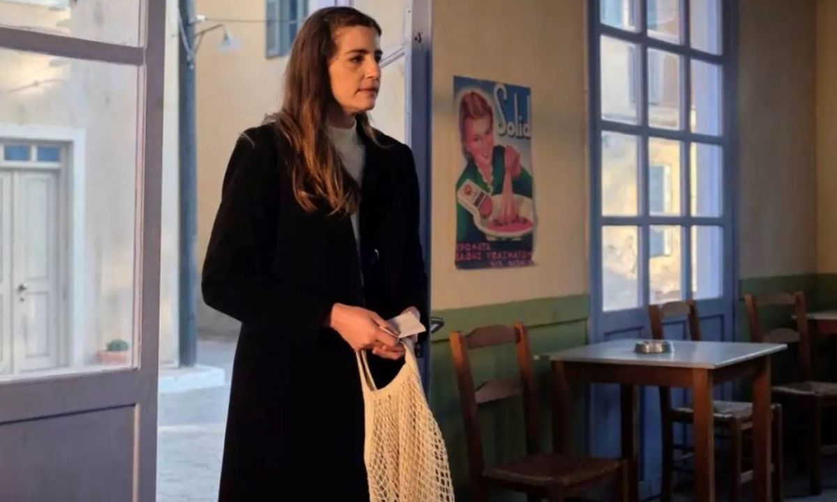 Άγριες Μέλισσες spoiler: Καταρρέει η Ελένη από την αποκάλυψη στη φυλακή από τον Βόσκαρη