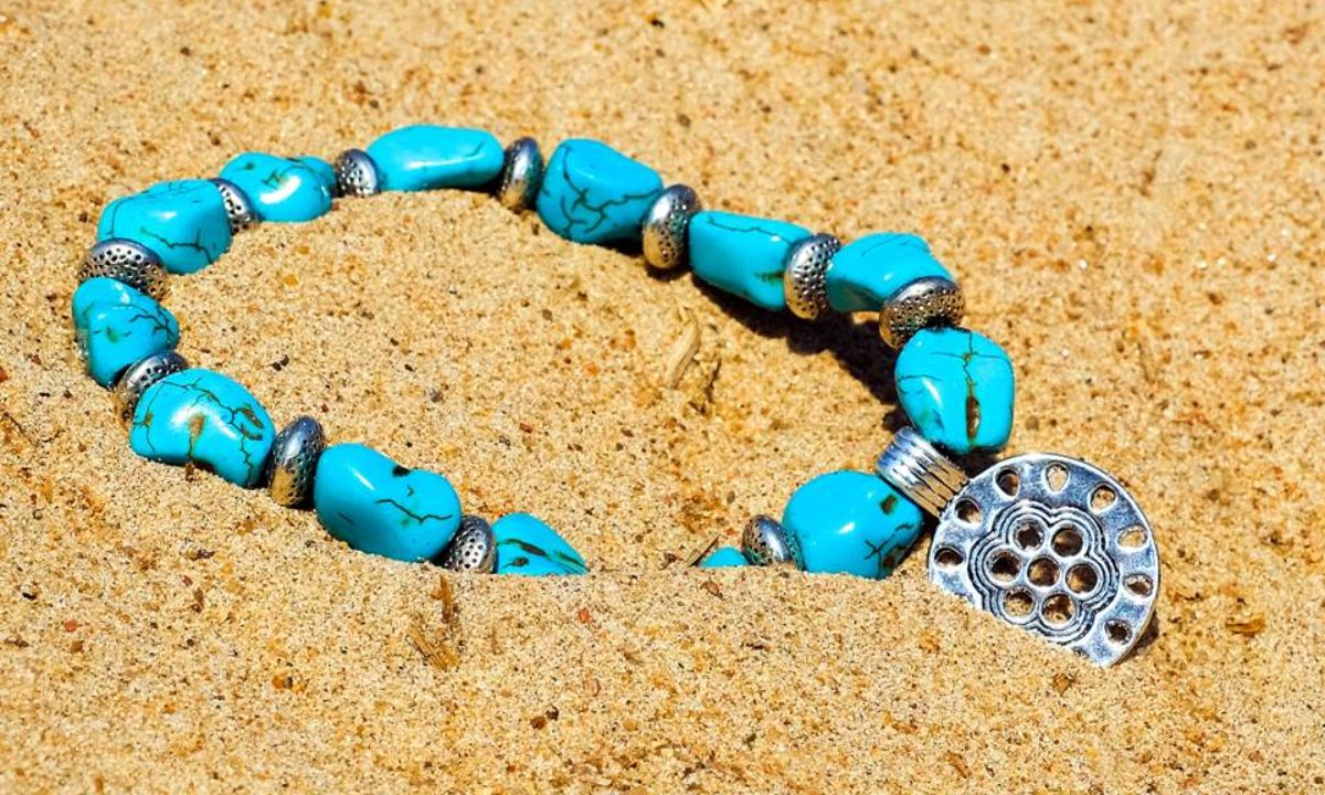 Αυτή η πέτρα θα σου φέρει τύχη ανάλογα με το μήνα που γεννήθηκες!