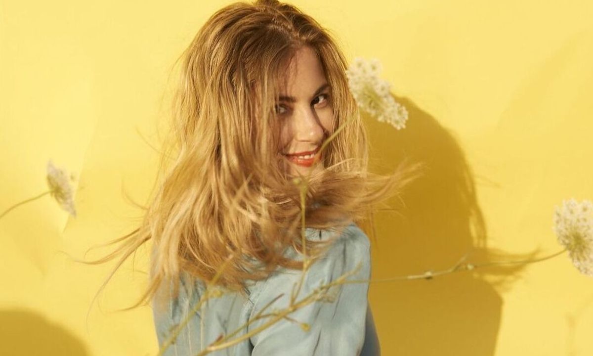 Νατάσα Μποφίλιου: Έχει σωσία και είναι η αδερφή της! Είναι ολόιδιες