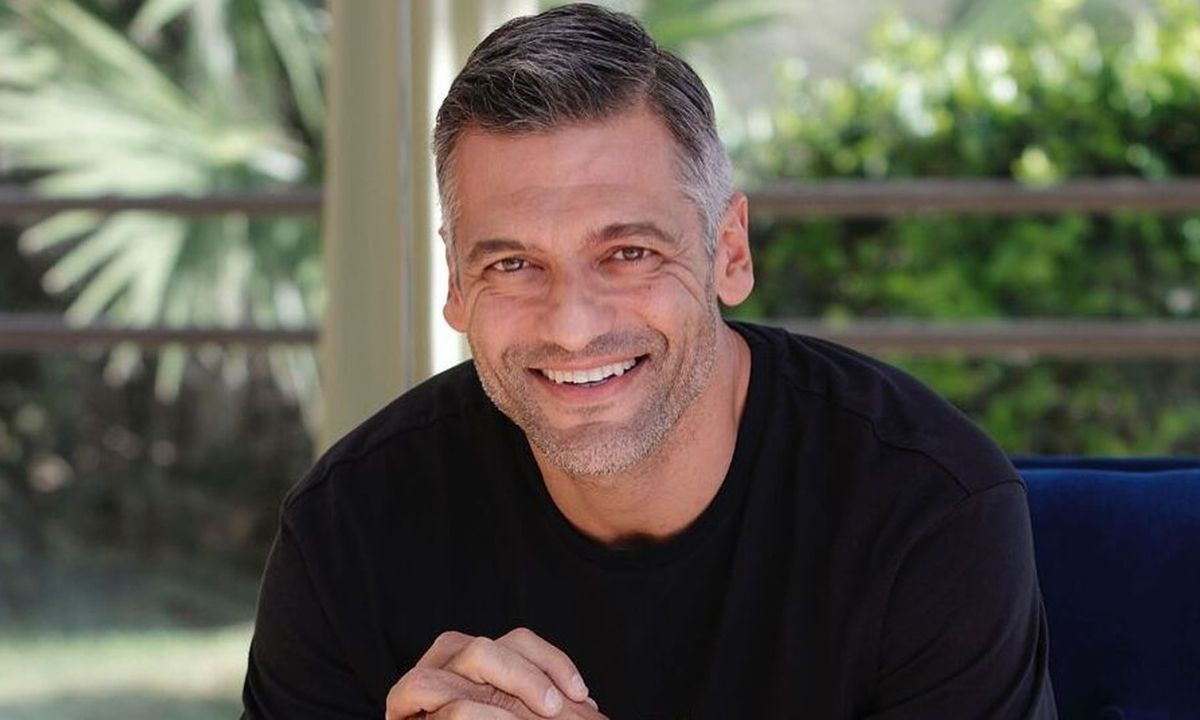 Ο Στέλιος Κρητικός μιλάει αποκλειστικά στο gossip-tv μετά την είδηση ότι περιμένει το 4ο παιδί του!