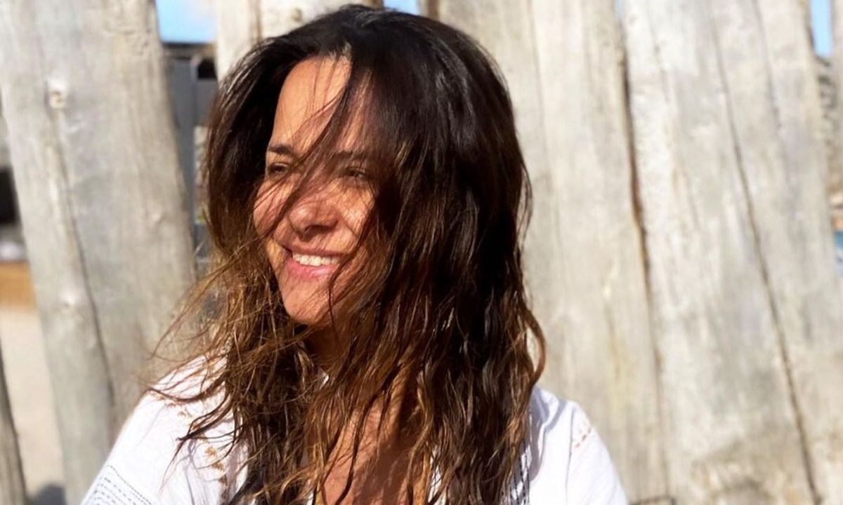 Xρυσικοπούλου: Έχει μείνει μισή - Οι εμφανίσεις με crop tops που θα σε αφήσουν με το στόμα ανοιχτό