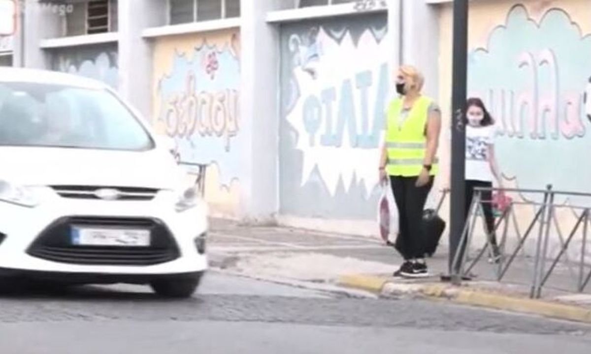 Ίλιον: Διαμαρτυρία μετά το ατύχημα με θύμα έναν 10χρονο – Τι ζητούν οι γονείς του 5ου Δημοτικού