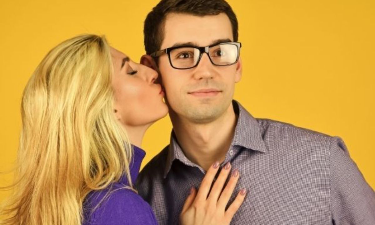 Αυτές οι γυναίκες του ζωδιακού ελκύονται από το μυαλό κι όχι την εμφάνιση