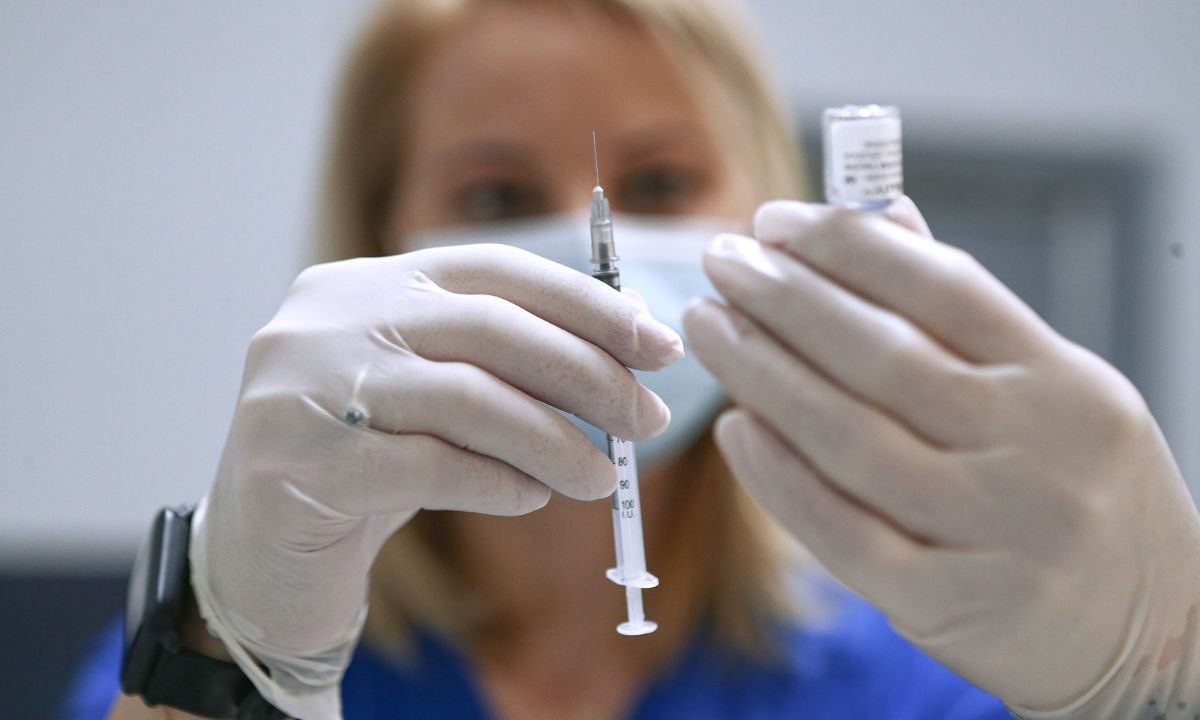 Λινού: «Βόμβα» για τις θρομβώσεις μετά τα εμβόλιο κορονοϊού - «Φοβάμαι ότι θα δούμε και άλλα»