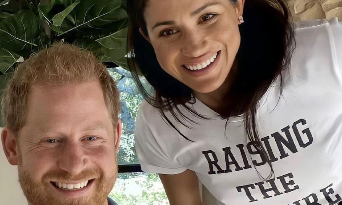 Ο Archie είναι κλώνος της Meghan Markle και η νέα του φωτογραφία το φανερώνει