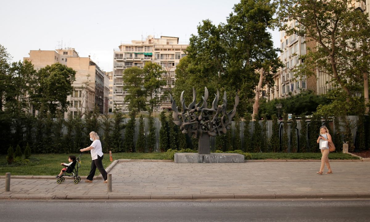 Κρούσματα σήμερα: 1.585 νέα, 40 θάνατοι, 521 διασωληνωμένοι ανακοίνωσε ο ΕΟΔΥ