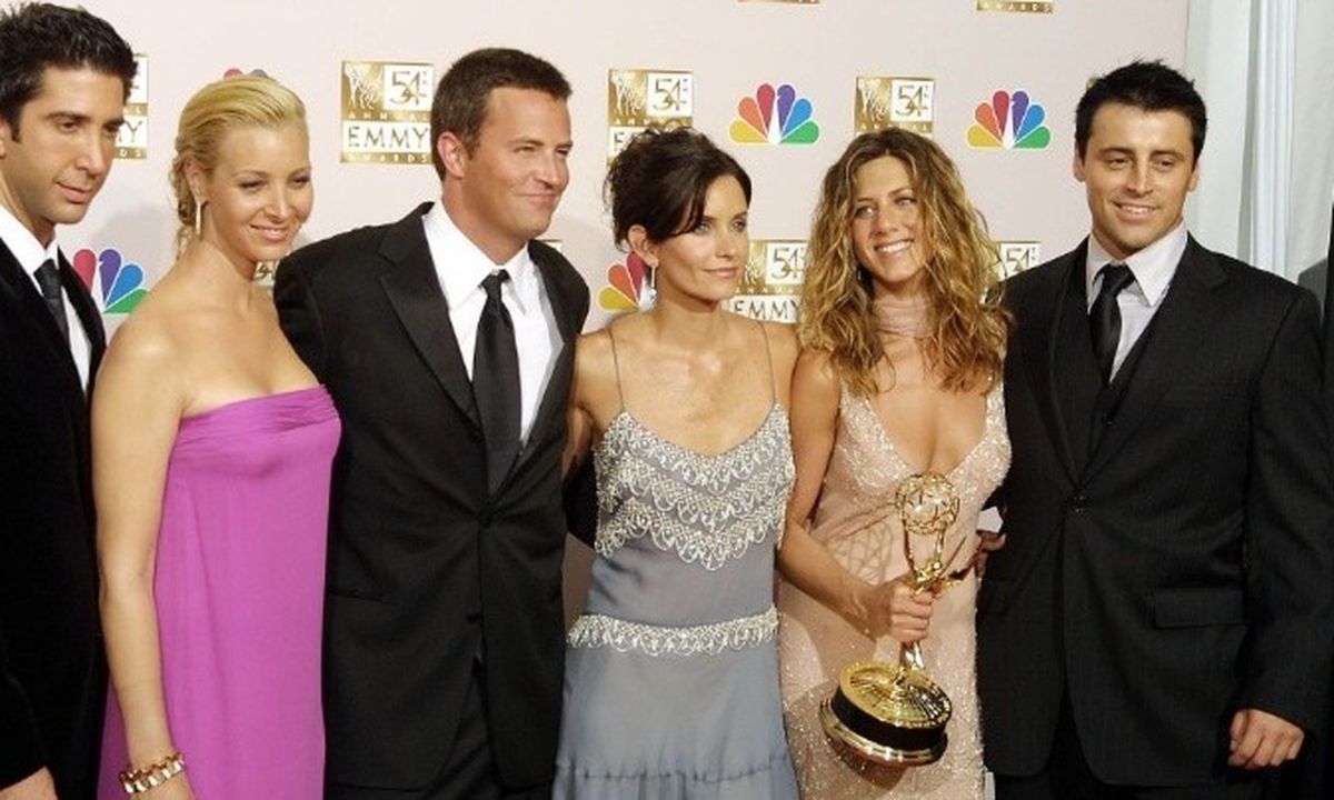 Μάθιου Πέρι και Κόρτνεϊ Κοξ είναι μακρινά ξαδέλφια