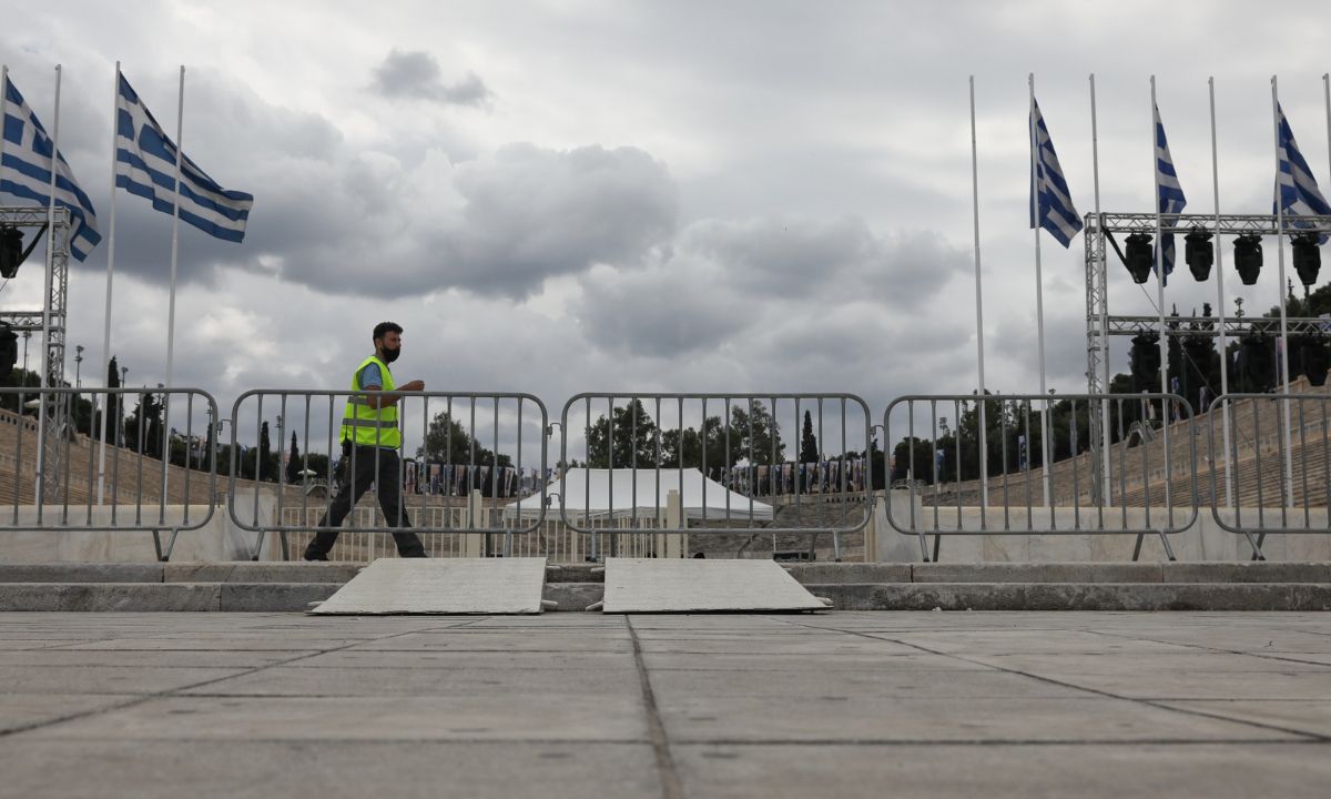 Dior: Οι πρώτες φωτογραφίες μέσα από το Καλλιμάρμαρο