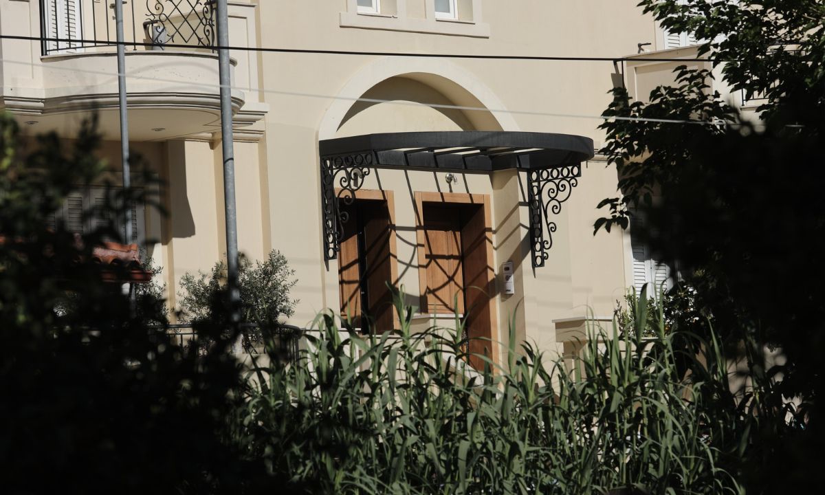 Γλυκά Νερά: «Ηταν προσχεδιασμένη η δολοφονία της Καρολάιν, καλός ηθοποιός ο Μπάμπης»