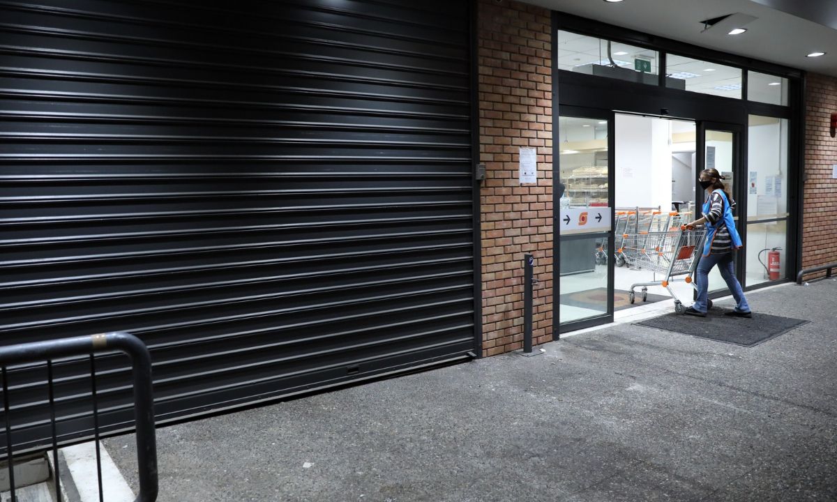 Αγίου Πνεύματος 2021: Ανοιχτά σούπερ μάρκετ - Πώς θα λειτουργήσουν τις επόμενες μέρες