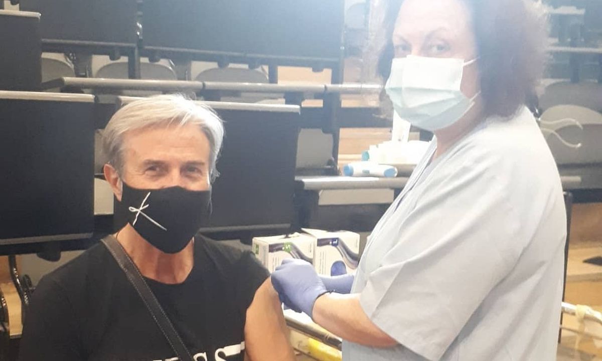 Τάκης Χρυσικάκος: Για ένατη μέρα στο νοσοκομείο! Πώς νόσησε από κορονοϊό ενώ είχε εμβολιαστεί;