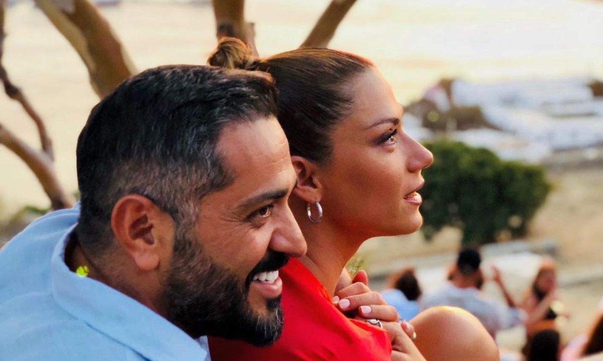 Επέτειος για τη Βάσω Λασκαράκη και τον Λευτέρη Σουλτάτο: Το ταξίδι και τα τρυφερά stories