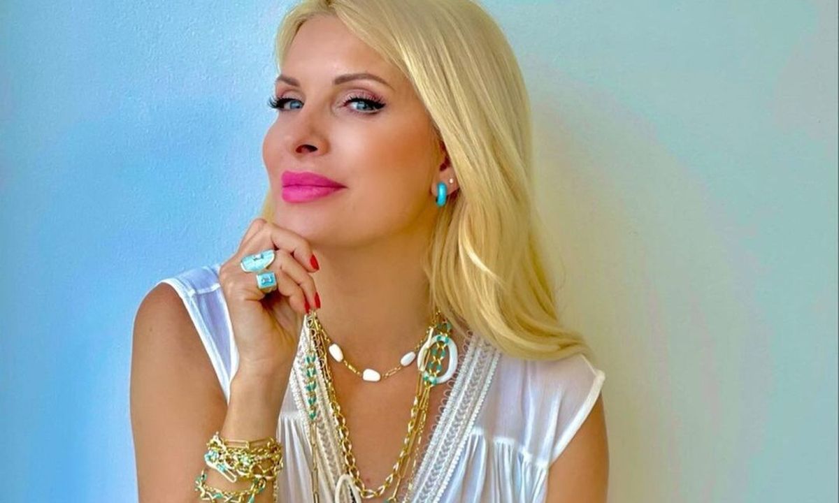 Αποκλειστικό: Μάθαμε τον λόγο για το ταξίδι-αστραπή της Μενεγάκη από την Άνδρο στην Αθήνα!