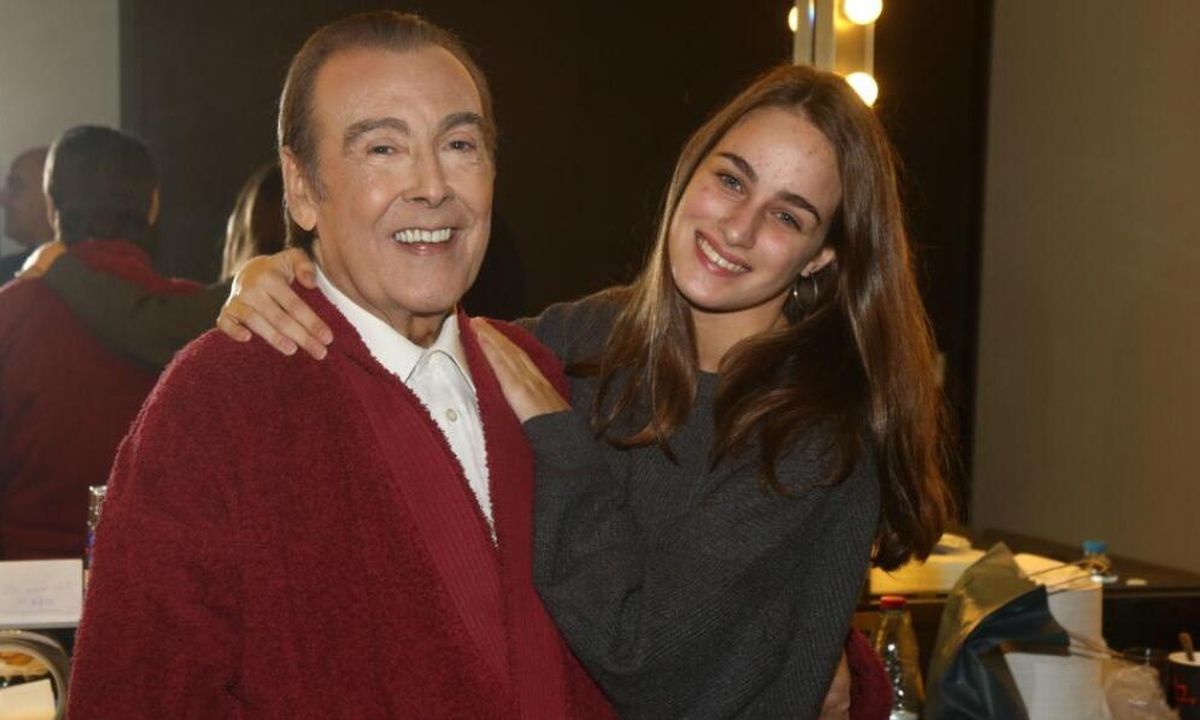 Τόλης Βοσκόπουλος: Όταν τραγούδησε επί σκηνής με την κόρη του, Μαρία - Συγκινητικό βίντεο