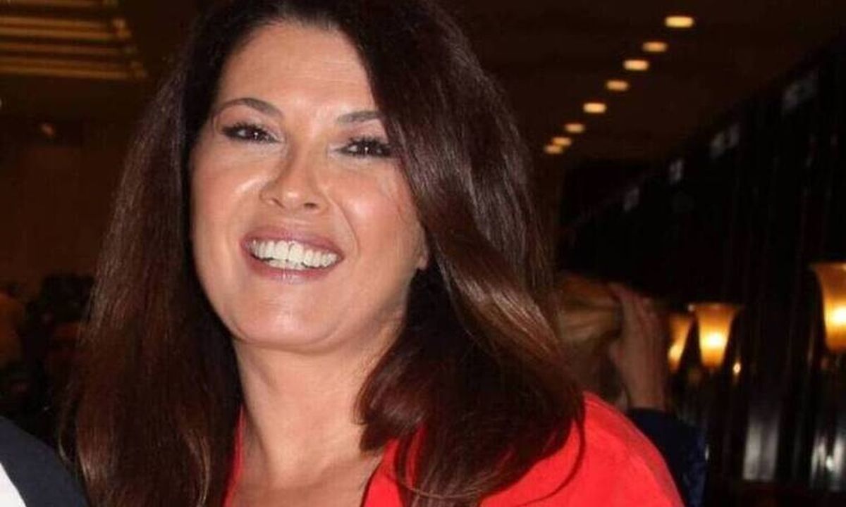 Αποκλειστικό: Έχεις δει τον αδερφό της Σοφίας Αλιμπέρτη; Στην Πάρο με γνωστό ζευγάρι