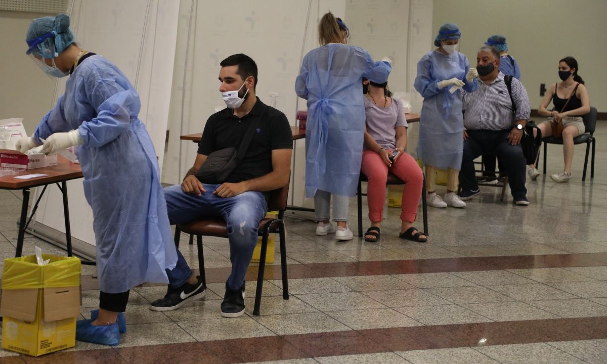 Κορονοϊός- Βασιλακόπουλος: 6 νεκροί 18-39 ετών την τελευταία εβδομάδα - Τι πρέπει να γίνει