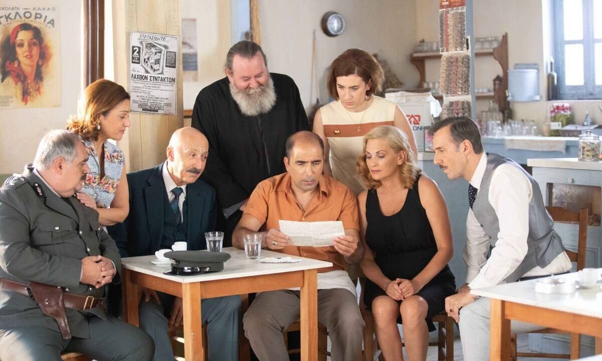 Άγριες Μέλισσες spoiler:Και κάπως έτσι ξεκινά η σειρά! Το πρώτο πλάνο της πρεμιέρας είναι καθηλωτικό