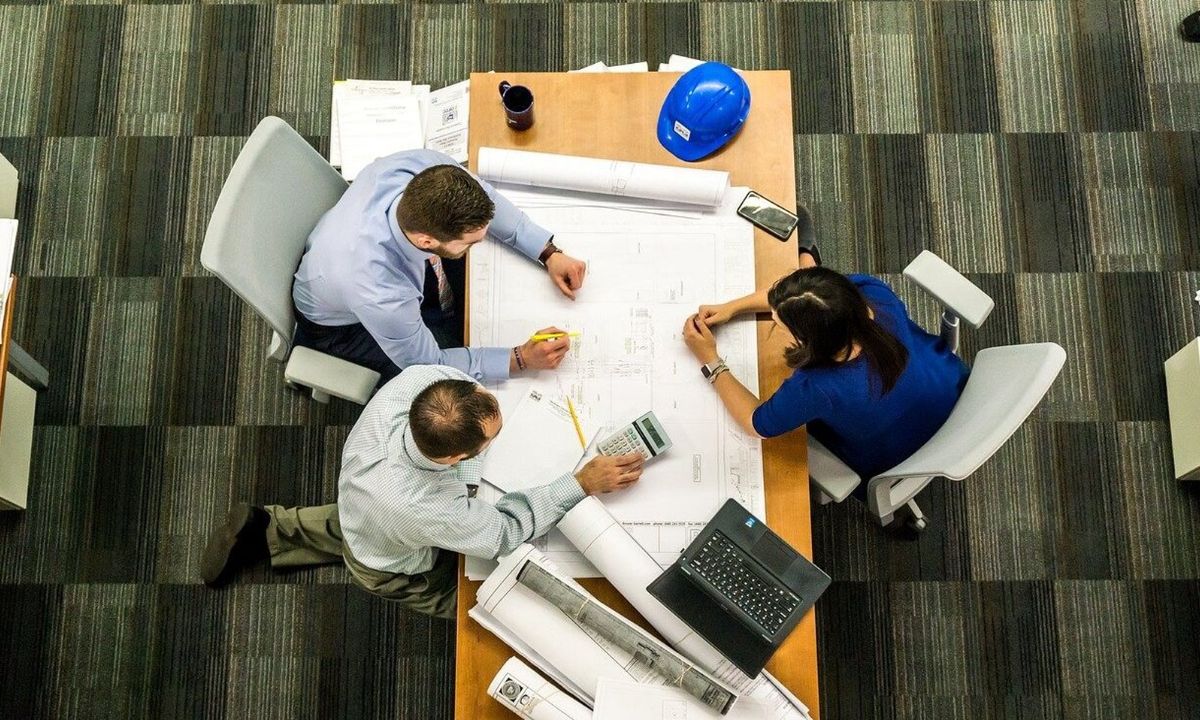 Εργασιακό: Έρχονται αλλαγές σε υπερωρίες, απολύσεις και εργασία την Κυριακή